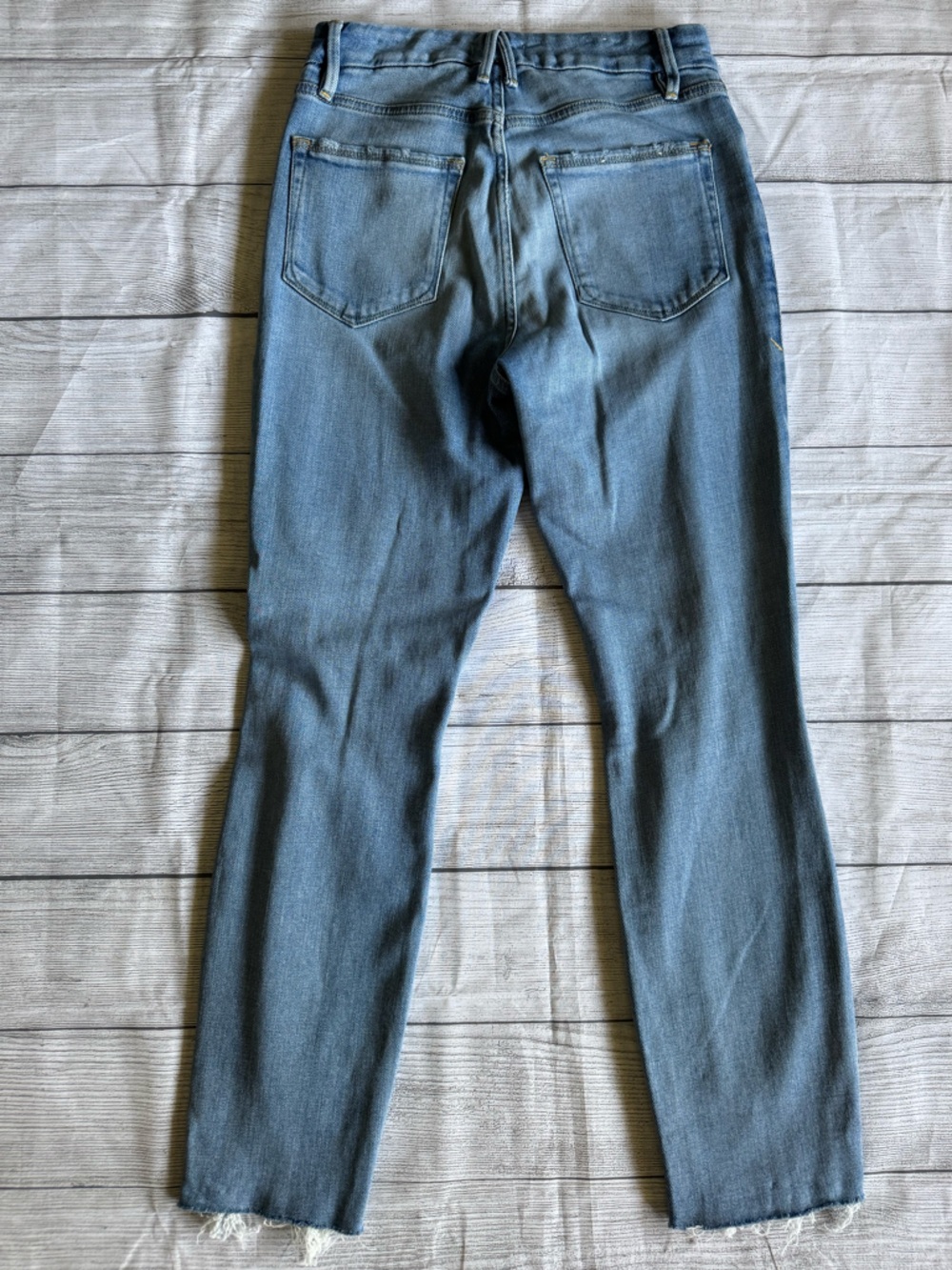 Good American Good Legs Distressed Skny Jeans Raw Hem High Rise Light Wash Sz 6 - Picture 13 of 13